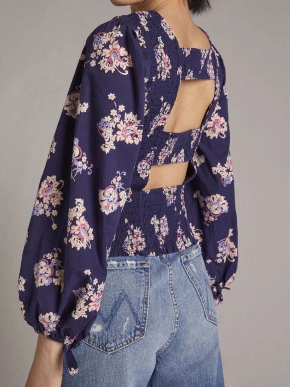NEW Anthropologie Women's Blue Floral Smocked Long Sleeve Top Small 8290